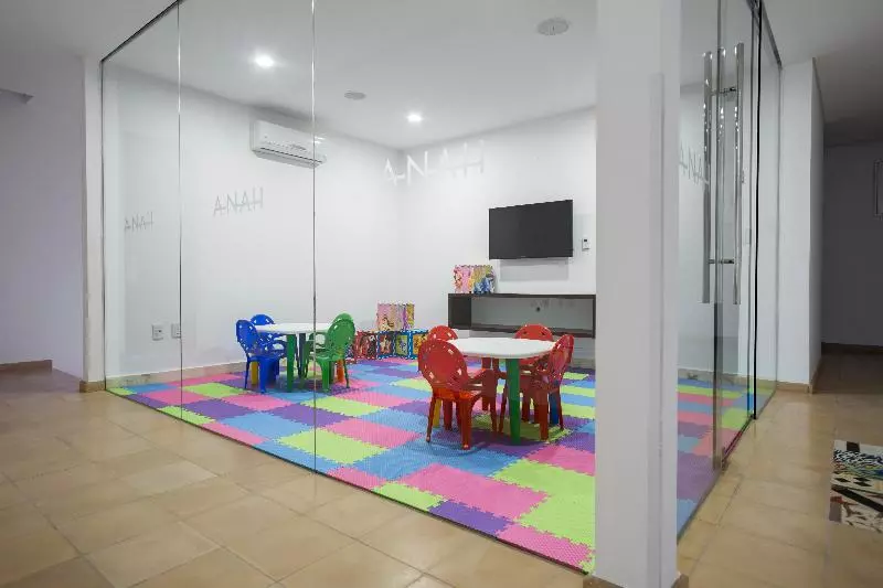 Anah Suites By Sunest