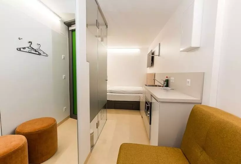 Smart Apart Living   Wien Hauptbahnhof   Self Check In