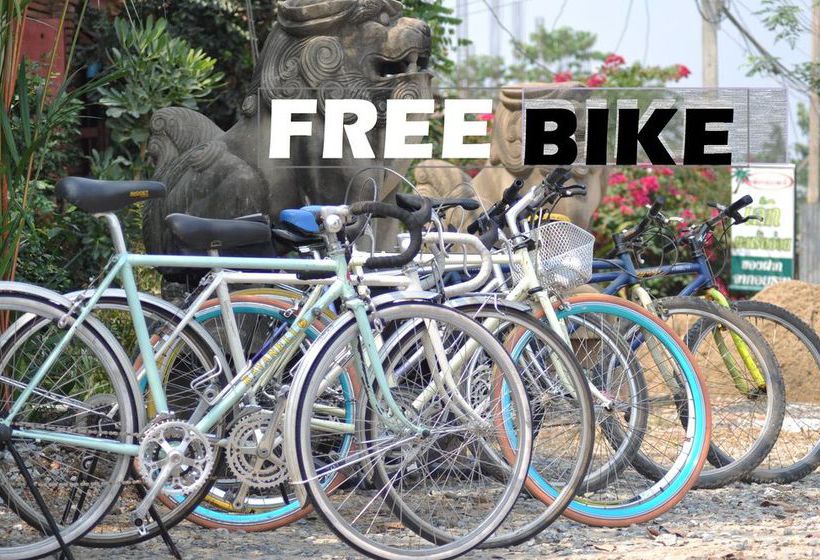 Ayutthaya Bouchic Hostel