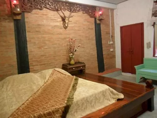 Ayutthaya Bouchic Hostel