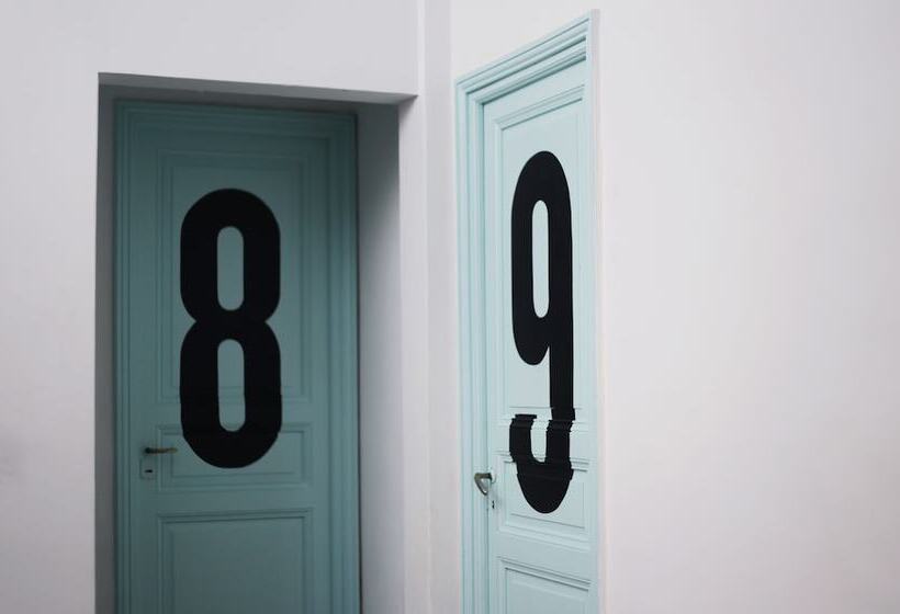 تختخواب و صبحانه Art Factory Soho