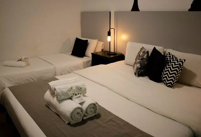 تختخواب و صبحانه Art Factory Soho