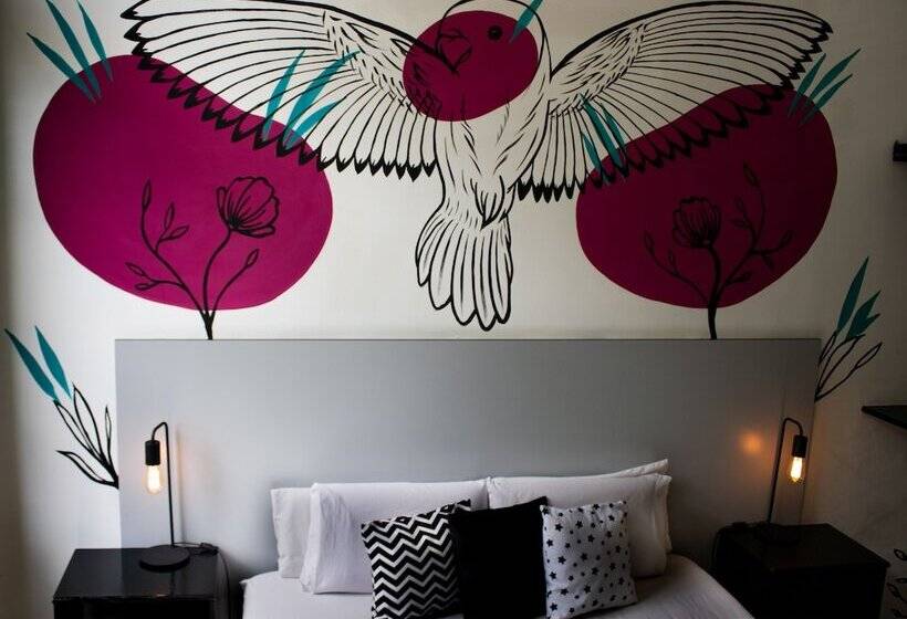 تختخواب و صبحانه Art Factory Soho