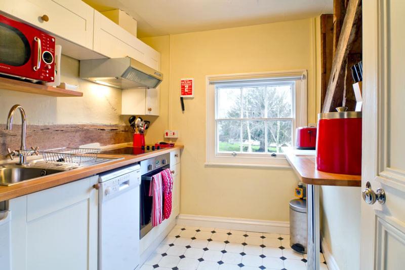 住宿加早餐  Linden Guest House