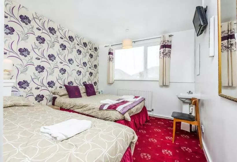 مبيت وإفطار Uk Travel & Hospitality Ltd Ta Canberra