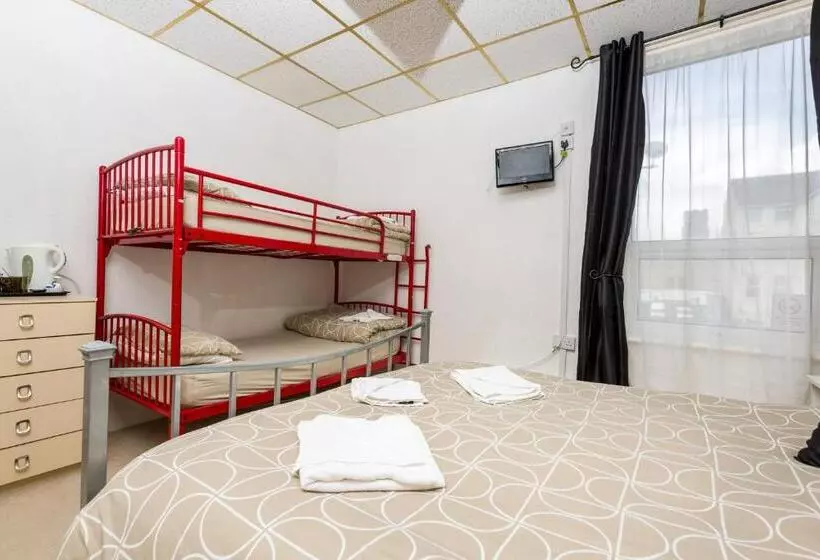 مبيت وإفطار Uk Travel & Hospitality Ltd Ta Canberra