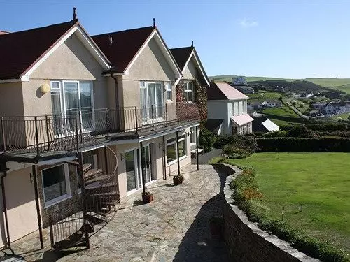 Отель Lantern Lodge