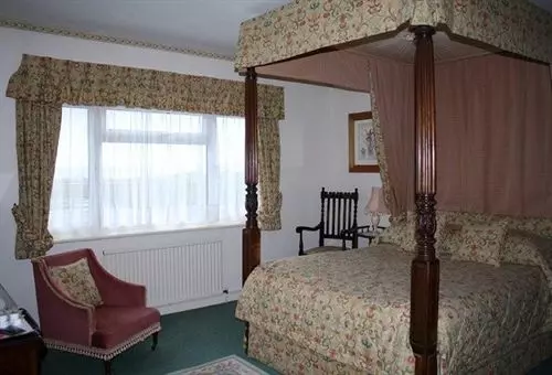 Отель Lantern Lodge