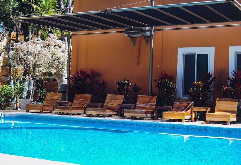 בית מלון כפרי Los Cedros Uayamon