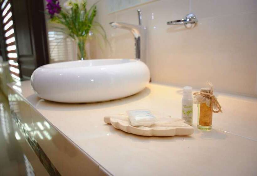 בית מלון כפרי Los Cedros Uayamon