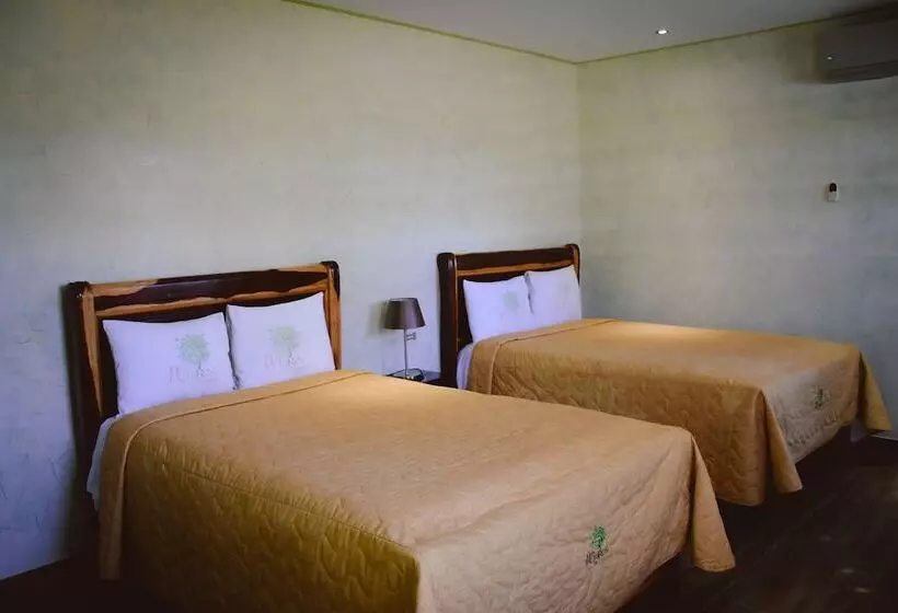 호텔 Los Cedros Uayamon