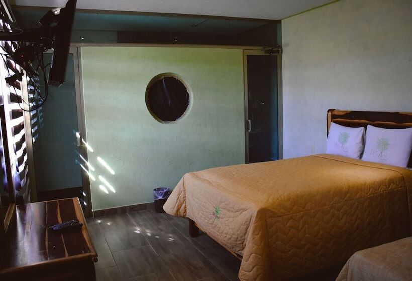 בית מלון כפרי Los Cedros Uayamon