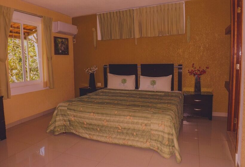 בית מלון כפרי Los Cedros Uayamon