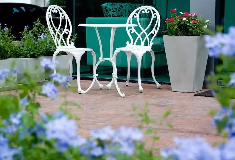 ホテル Pannapat Place