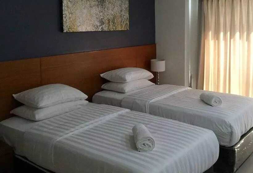 ホテル Pannapat Place