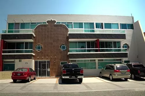 酒店 Suites Moctezuma