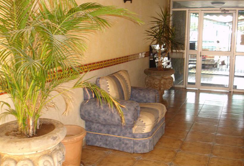 ホテル Suites Moctezuma