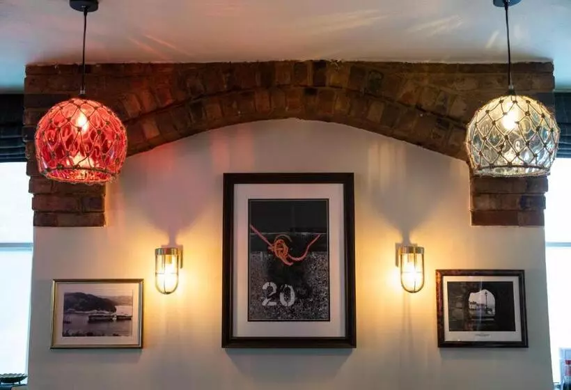 Hotelli The Seale Arms