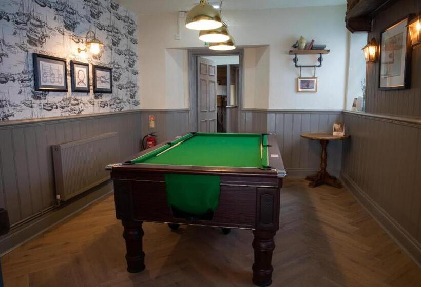 فندق The Seale Arms