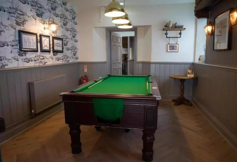 Hotelli The Seale Arms