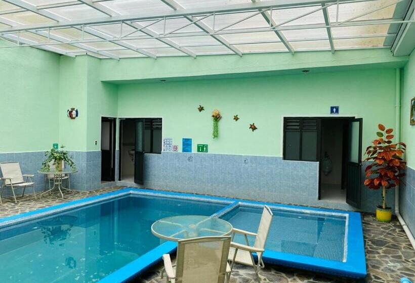 בית מלון כפרי Tres Flores