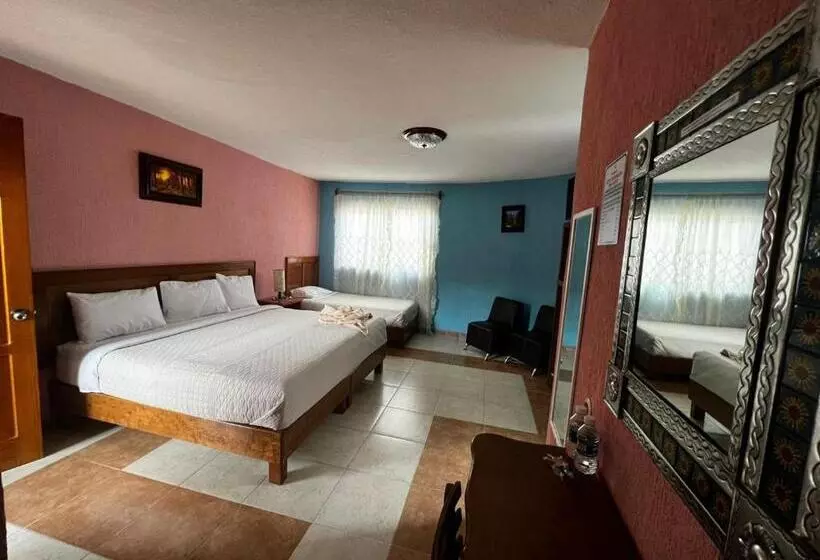 ホテル Tres Flores