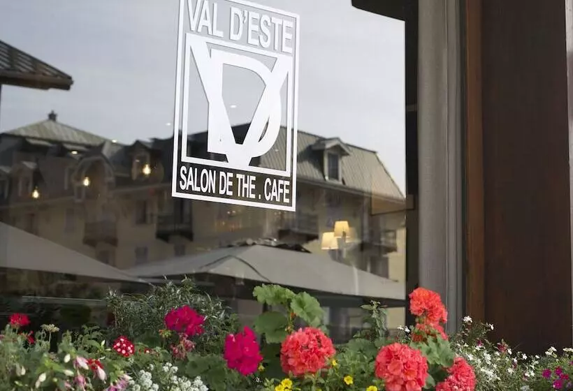 فندق Val D Este