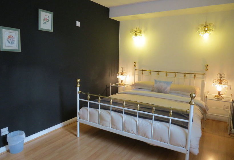 Lve  Edgware Road Apartments