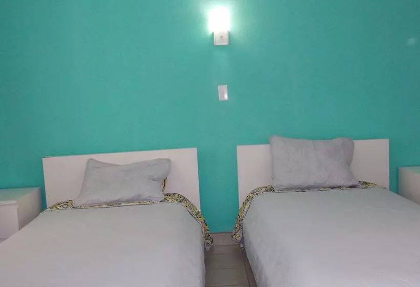 Paraiso Motel & Villas