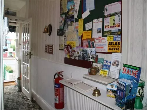 Пансион The Douglas Guest House