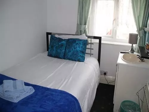 Пансион The Douglas Guest House