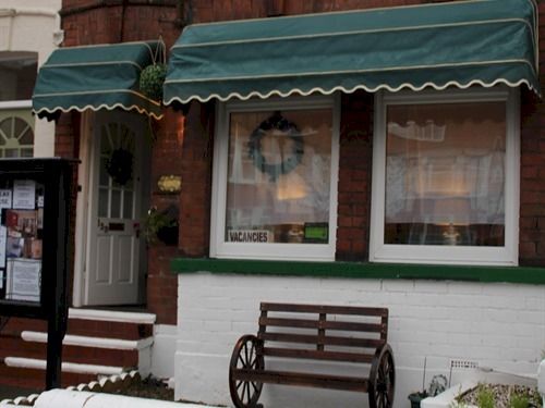 Пансион The Douglas Guest House