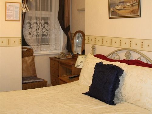 Пансион The Douglas Guest House