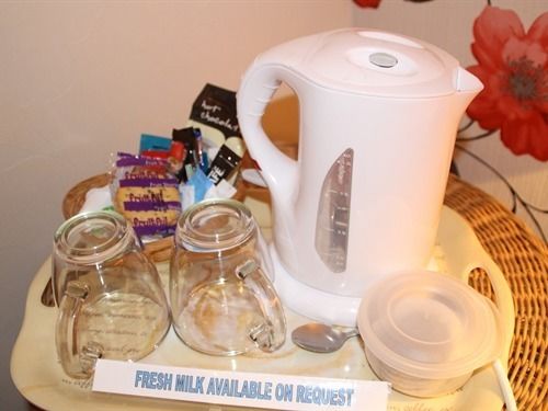 Пансион The Douglas Guest House