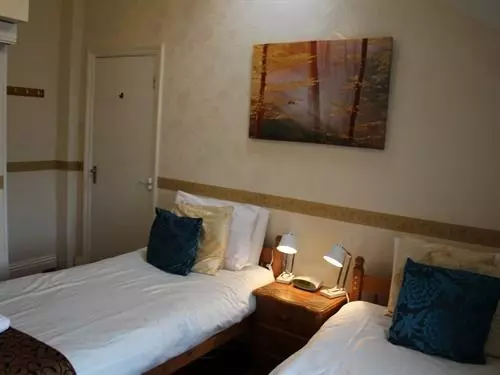 Пансион The Douglas Guest House