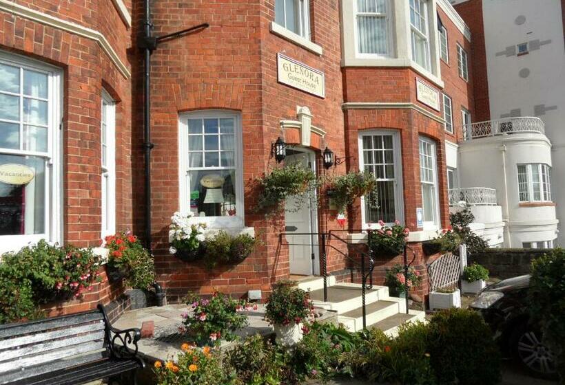 بنسيون Glenora Guest House