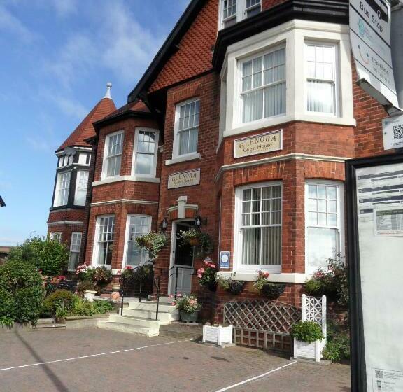 بنسيون Glenora Guest House