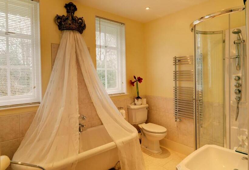 بنسيون Saltcote Place