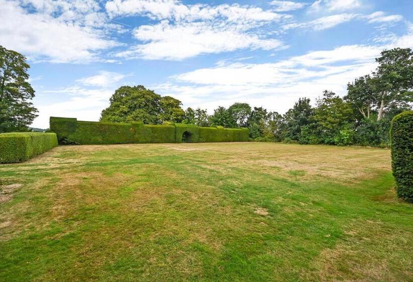 بنسيون Saltcote Place