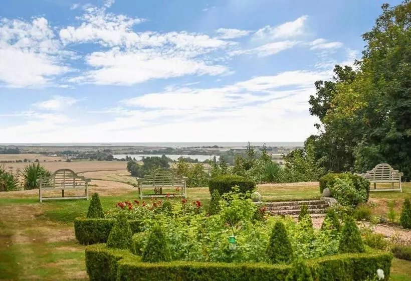 פנסיון Saltcote Place