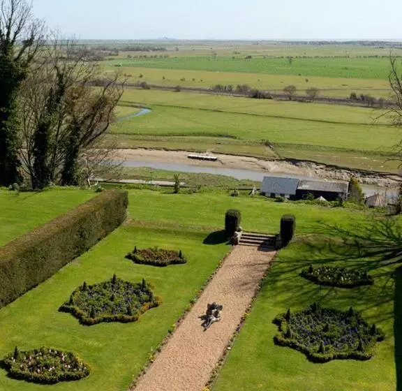 פנסיון Saltcote Place