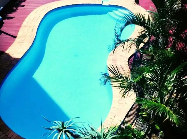 Promenade Apartments Gold Coast