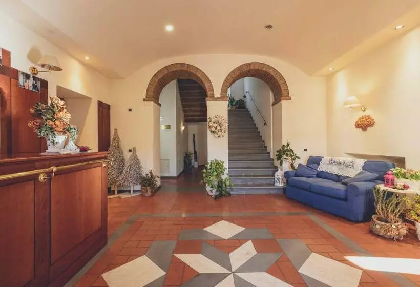 Hotelli Albergo Ristorante Pasqui