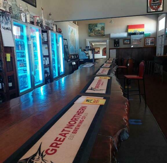 فندق Greenhills Inn