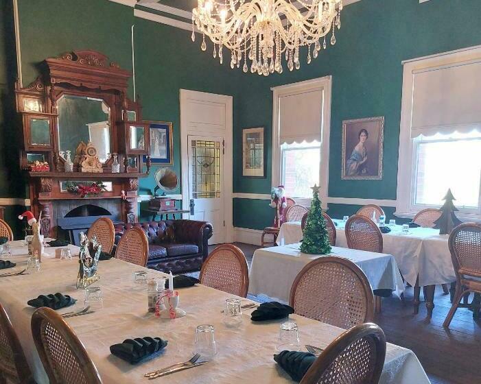 فندق Greenhills Inn