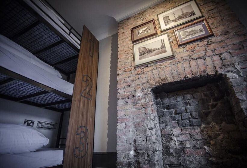 旅馆 Publove @ The Crown Battersea