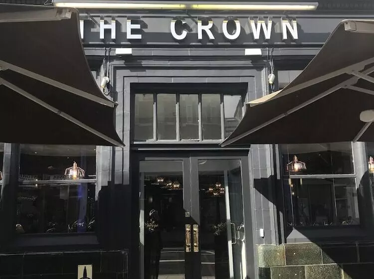 Общежитие Publove @ The Crown Battersea