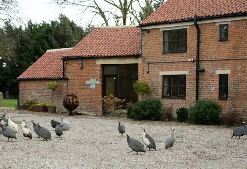 צימר Brickfields Farm