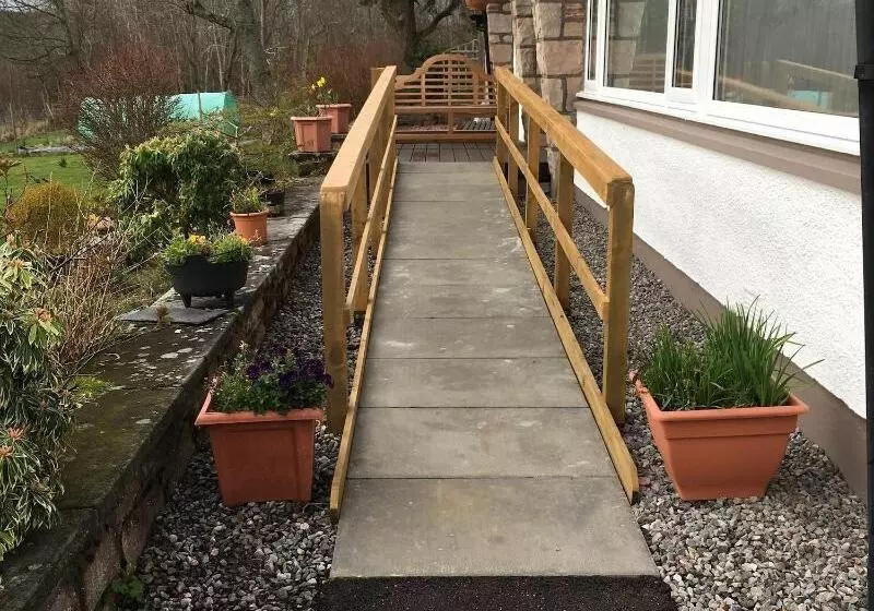 Bed and Breakfast Ornum House