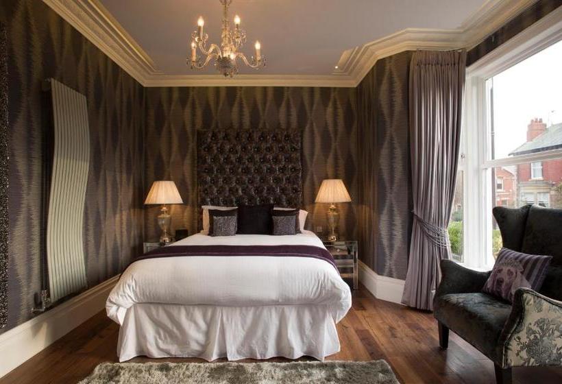 Mode Breck Apartments